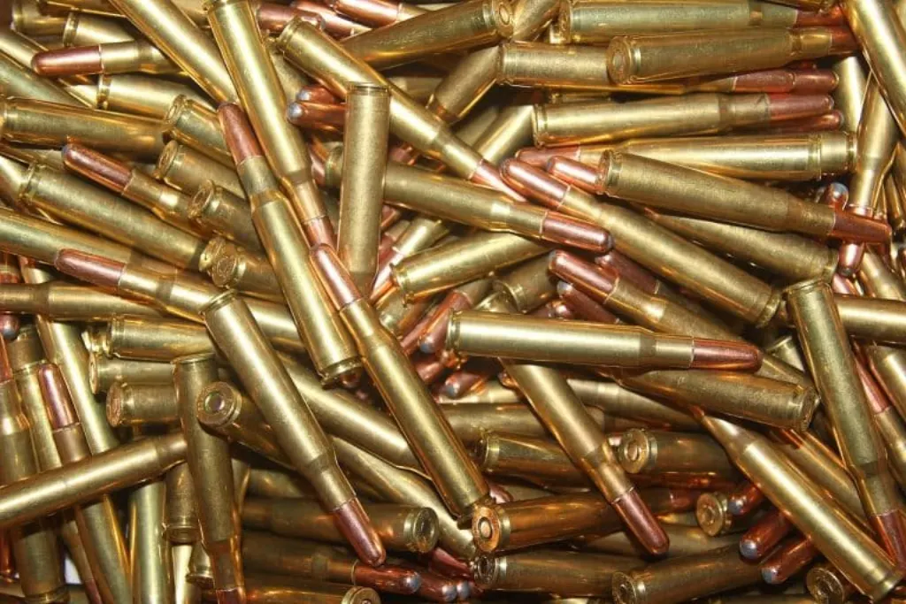 découvrez tout sur les munitions : types, utilisations, réglementations et conseils d'achat. informez-vous sur les dernières tendances et innovations dans le domaine de l'ammunition.